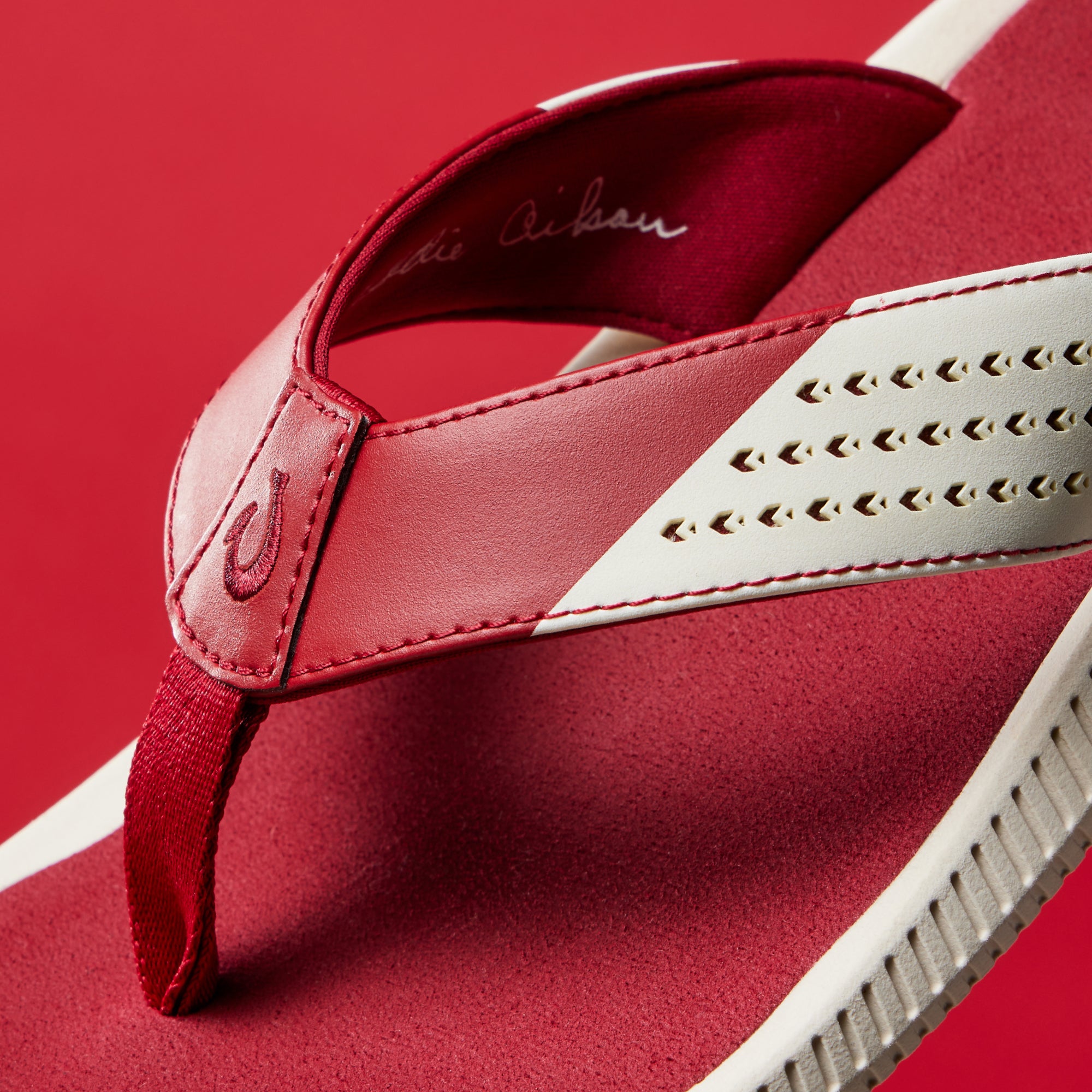 Ulele - Off White / Deep Red - Image 3