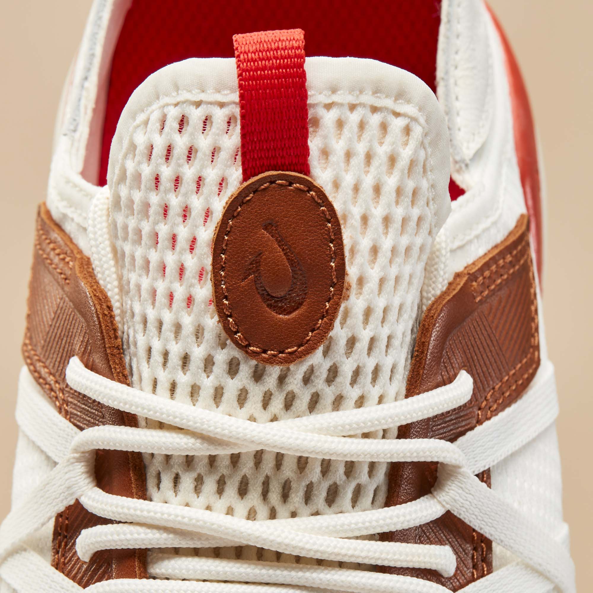 Mio Lī - Bright White / Red Lava - Image 3